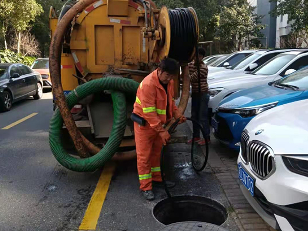 新宾排污管道清淤