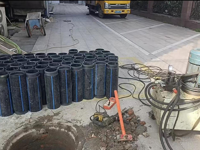 新宾PE置换管厂家 DN315置换管 非开挖管短管置换